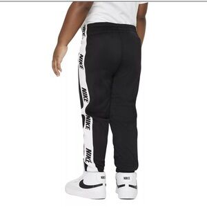 Nike Black and White Logo Athletic Pull on Jogger Track Pants Size 2T